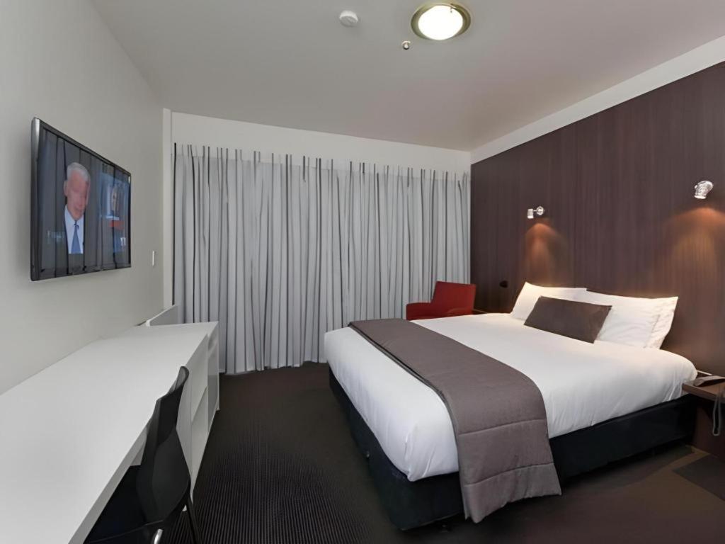 The Riccarton Hotel Christchurch Exterior photo
